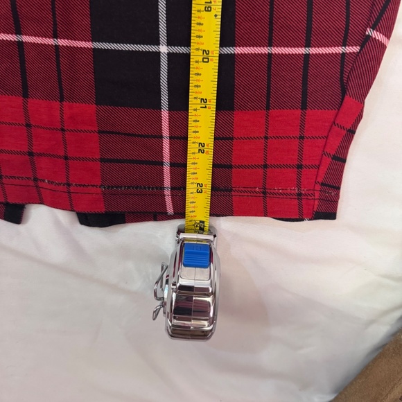 Torrid Red & Black Plaid Stretch Pencil Skirt – Size 00 (10) - Picture 2 of 6